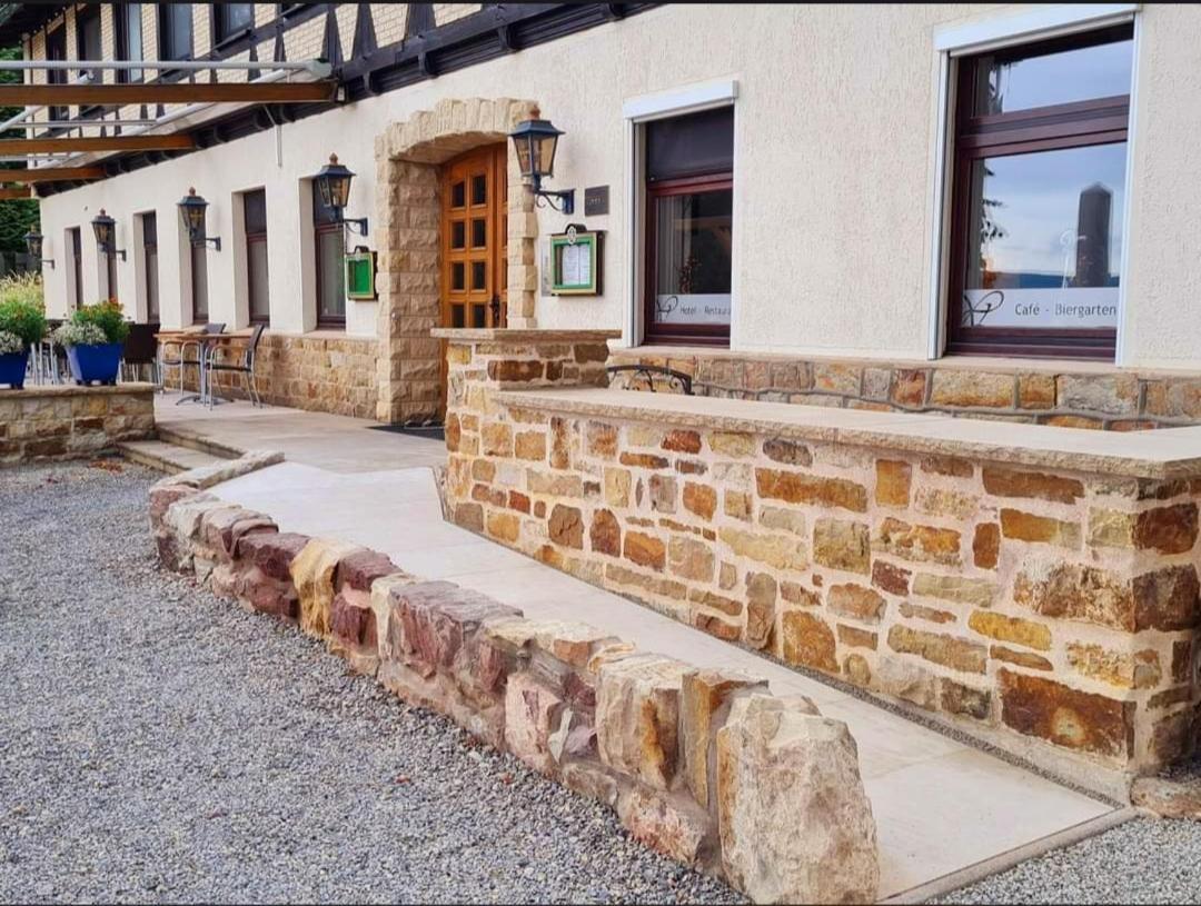 Hotel Waldquelle - Baumhaushotel Aerzen Esterno foto