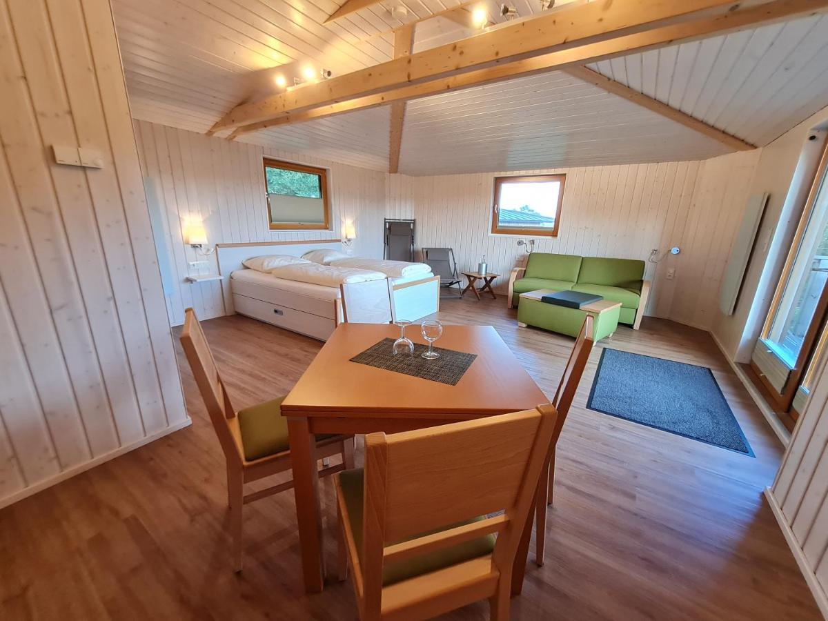 Hotel Waldquelle - Baumhaushotel Aerzen Esterno foto