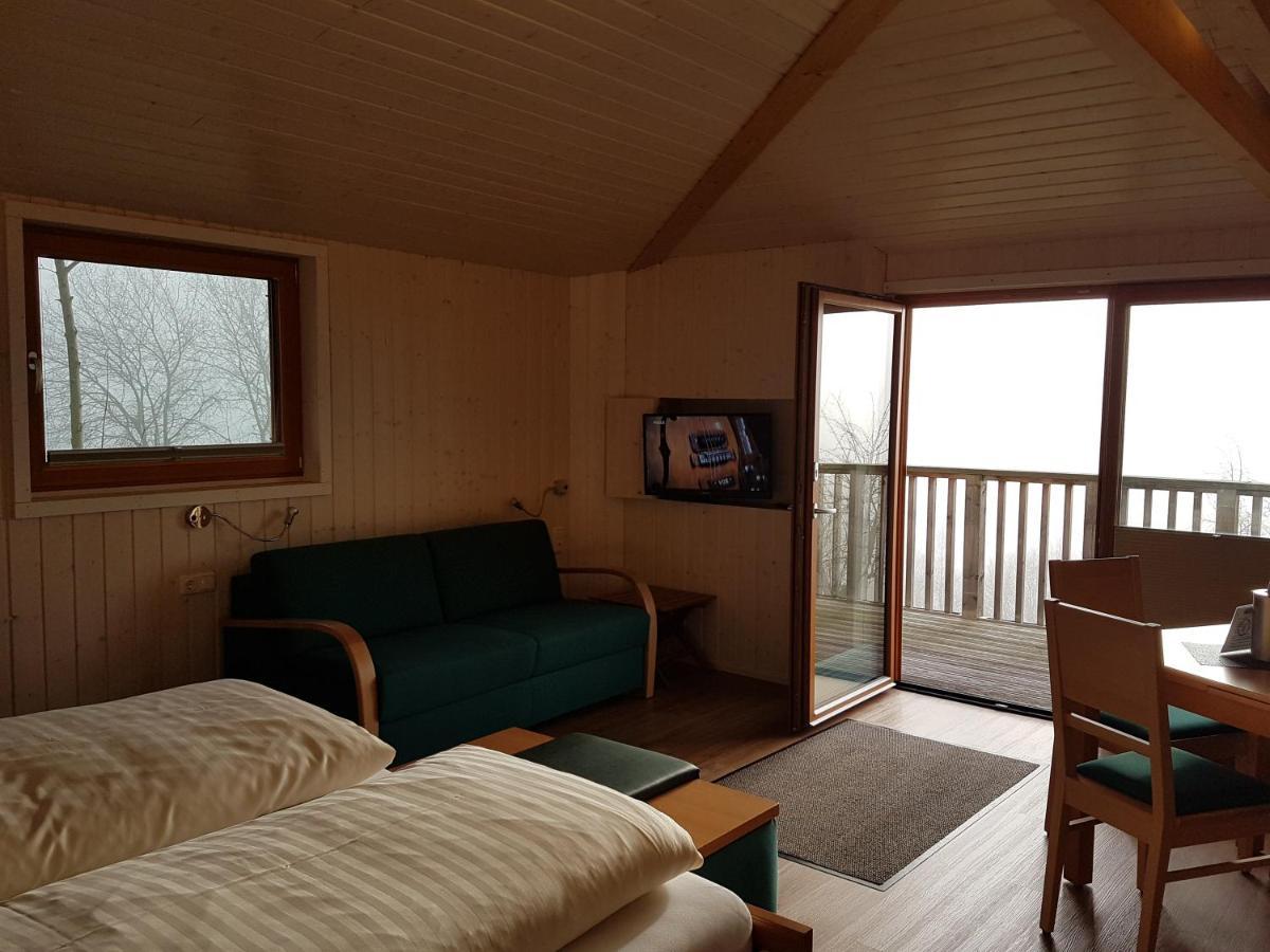 Hotel Waldquelle - Baumhaushotel Aerzen Esterno foto