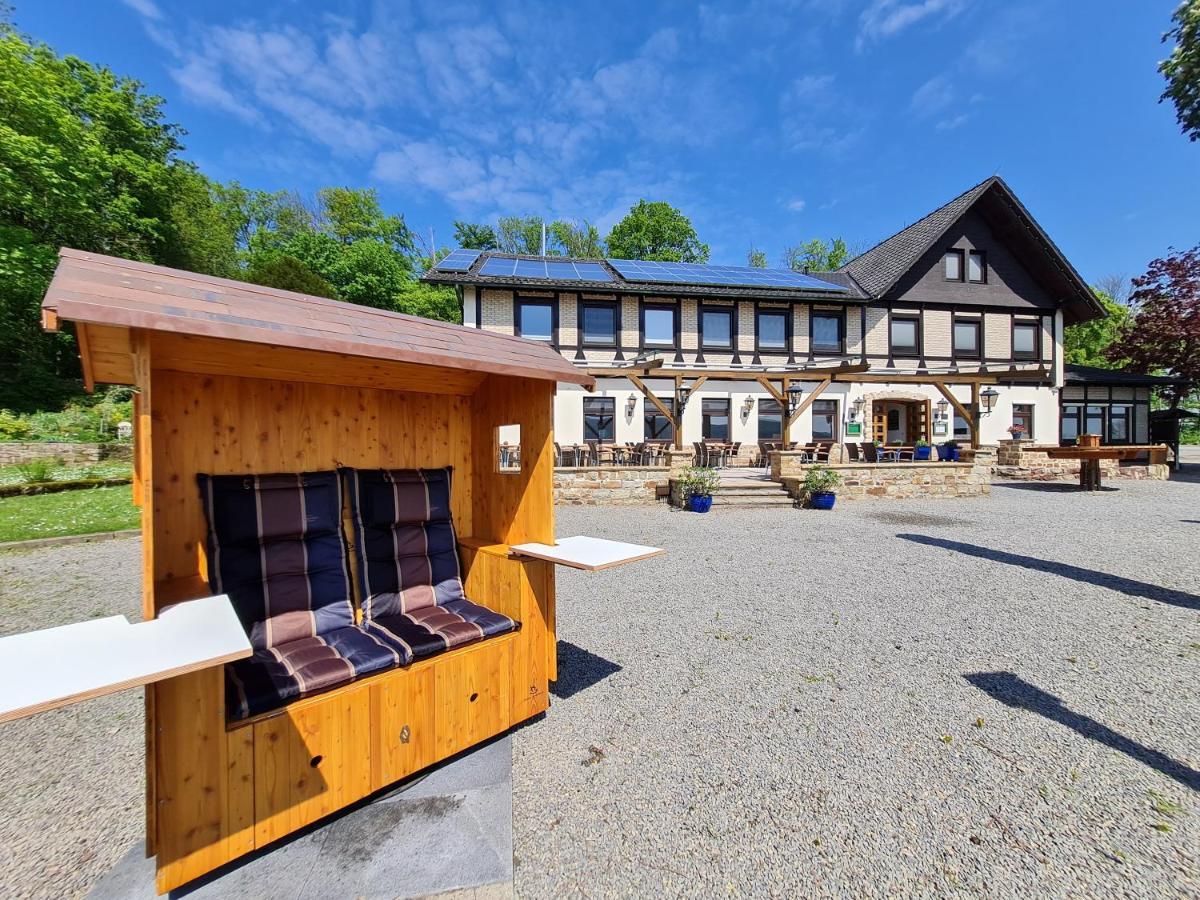 Hotel Waldquelle - Baumhaushotel Aerzen Esterno foto